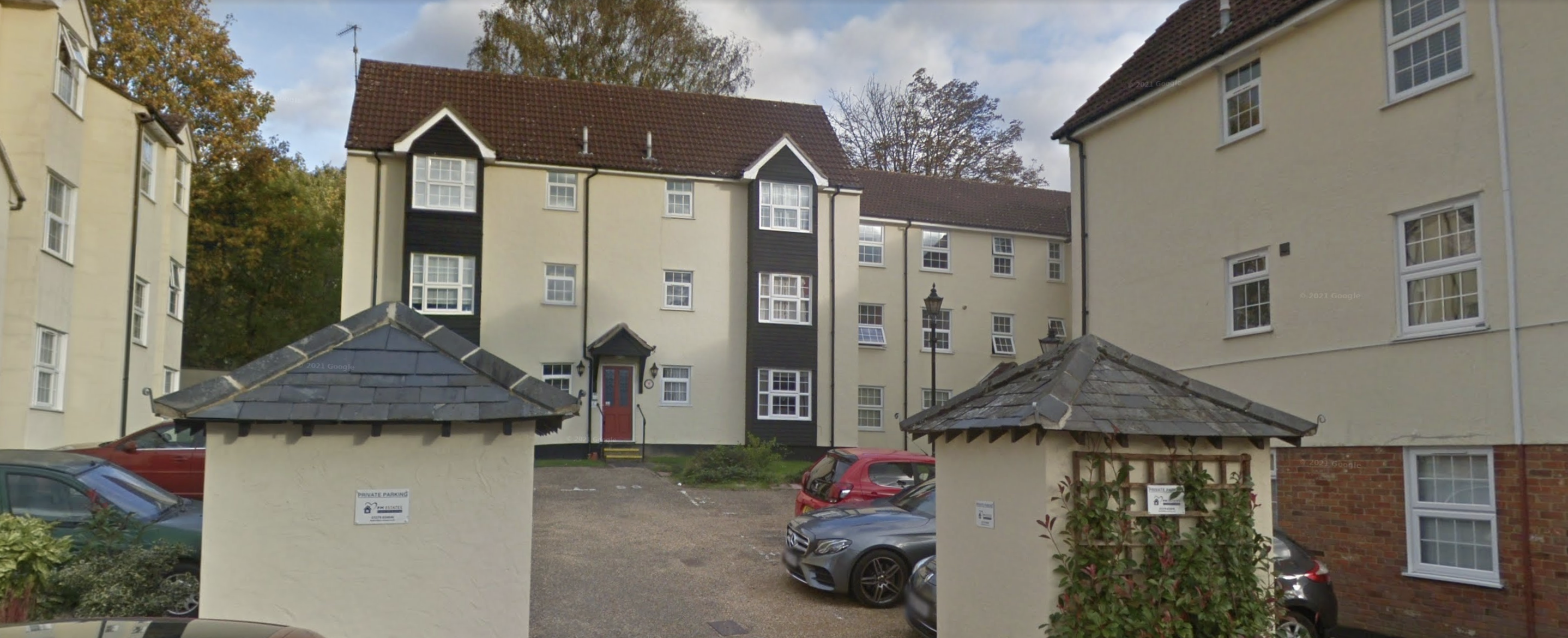 1 Bedroom Flat - Red Lion Court